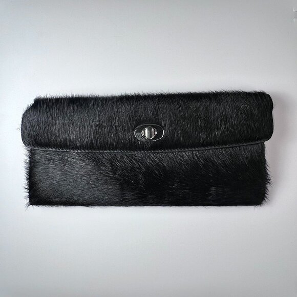 Vintage LIBBY'S Luxuries Black Fur Clutch Purse with Silver Twist Turn Closure - Picture 1 of 5